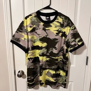 Nike Sportswear Mesh Short-sleeve Hype Hike Camo Top